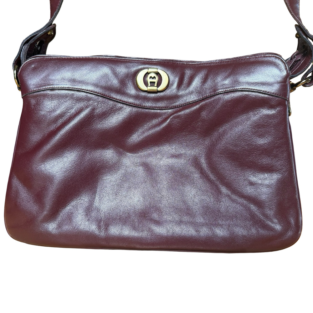 Etitenne Aigner Burgundy Leather Vintage Shoulder Bag Purse Handbag Old Money